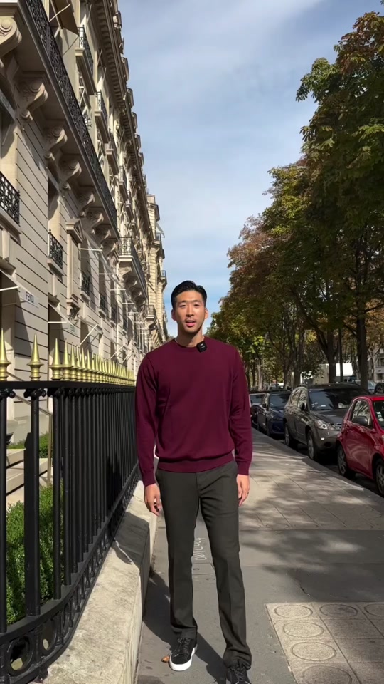 How many rooms are your clothes taking up?   8th Arrondissement: €16,000,000 Listed by: @Junot Fine Properties  5 bedrooms, 348.34 square meters / 3,750 square feet   #Anthonyrichpark #paris #parisrealestate #realestate #realestateagent #manhattan #luxuryliving thumbnail