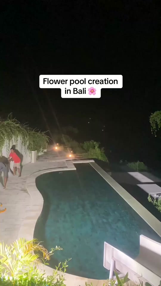 Dive into paradise with Villa Cella Bella’s flower pool 📍 in #Bali 🇮🇩 🌸 Bali has over 20,000 temples, making it a spiritual haven 🌟  Send this to your partner to drop a hint 📲   🎥 IG: @flowerdesign2024 #airbnb #balitravel #travelinspiration thumbnail